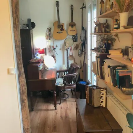Charming Apartment Near Buttes Chaumont
